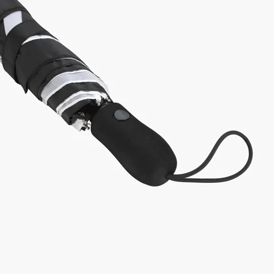 Shed Rain™ Windjammer® 42" Vented Auto-Open Compact Umbrella — view 2