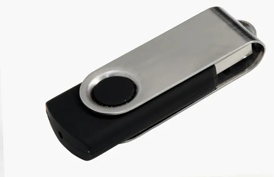 Universal Source® 32 GB Folding USB 2.0 Flash Drive