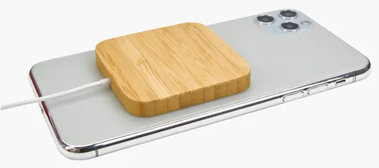 Good Value™ Bamboo Magnet-Hold 15W Wireless Charger — view 4