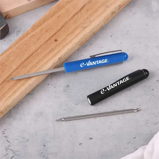 Pocket Screwdriver with Reversible Phillips and Flat Blade