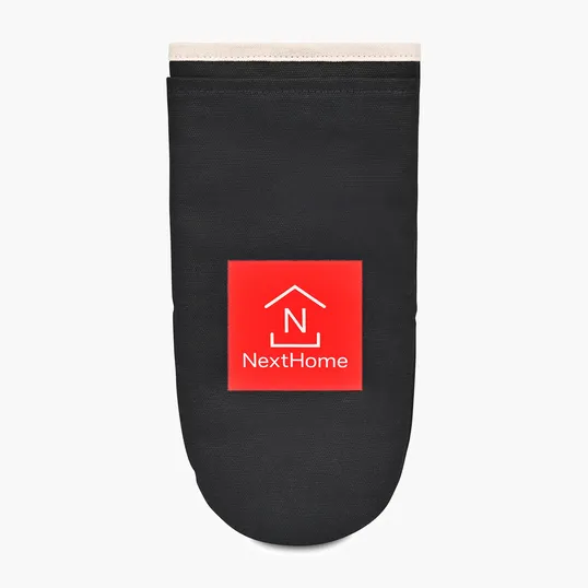 La Cuisine™ Recycled Cotton Oven Mitt with AWARE™ — view 4