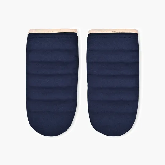 La Cuisine™ Recycled Cotton Oven Mitt Set — view 3