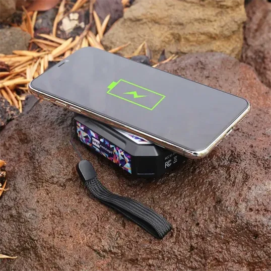 HPG Gold Solr Solar Power Bank with Wireless Charging — view 3