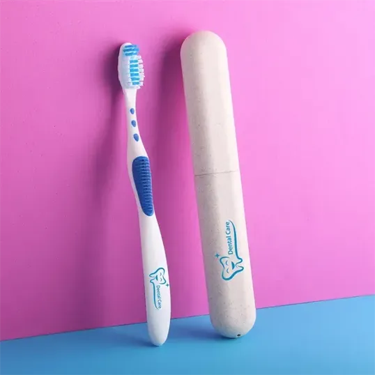 Mixie Wheatly Toothbrush Set with Case