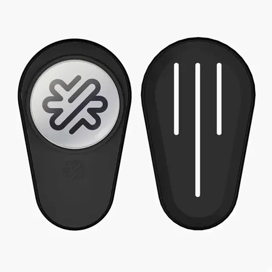 Pitchfix: The Alignment Chip Golf Ball Marker — view 2