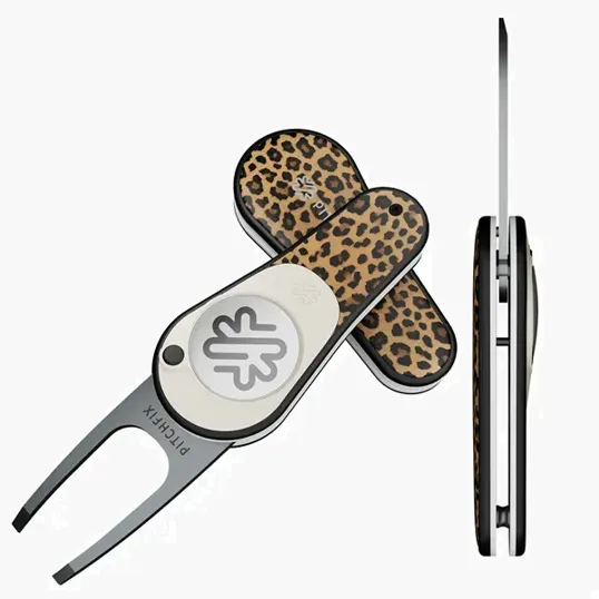 Pitchfix: The Ultima Switchblade Divot Repair Tool — view 14