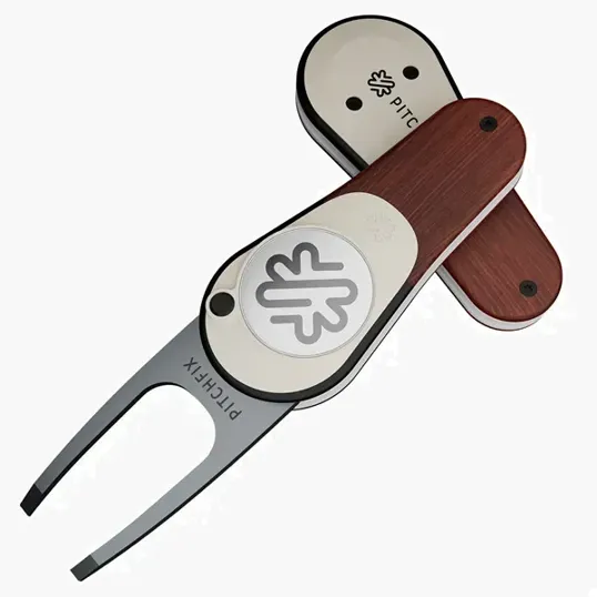Pitchfix: The Woodie Switchblade Divot Tool — view 12
