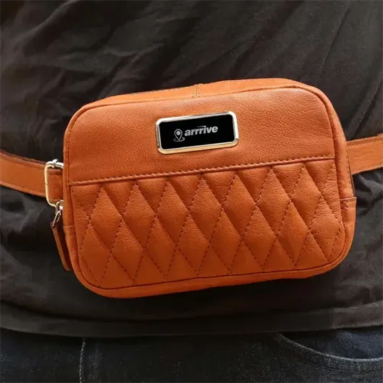 Brea Canyon Leather Cross Body Bag — view 14