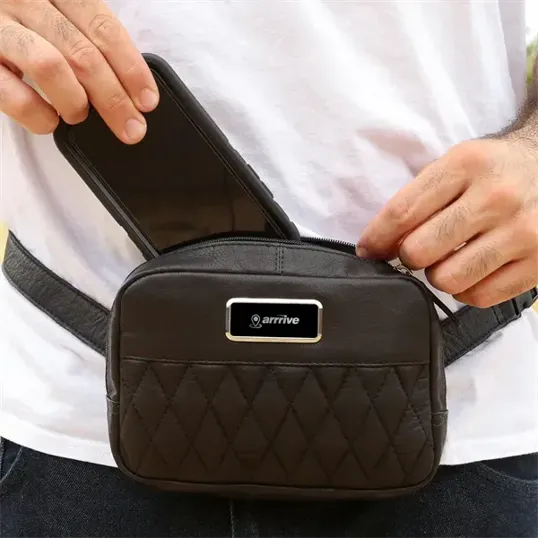 Brea Canyon Leather Cross Body Bag — view 16