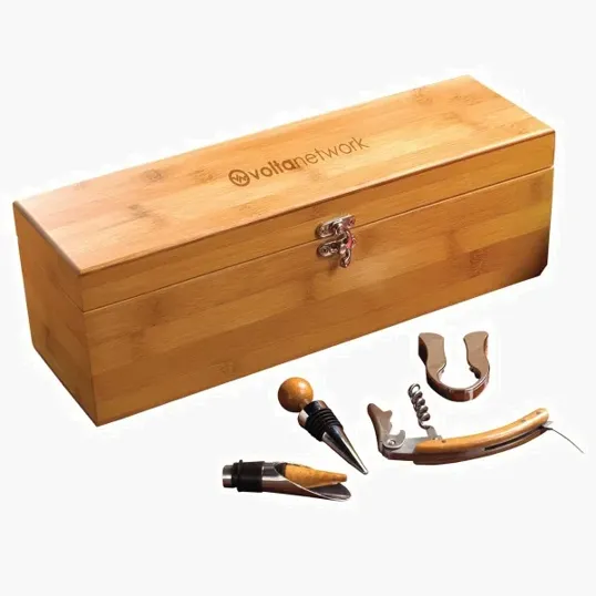 Tannin Bamboo Wine Bottle Case with Corkscrew and Pourer