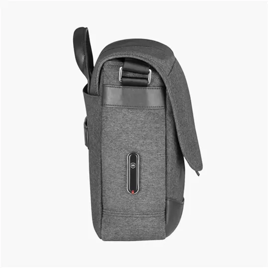 Victorinox Messenger Bag — view 9