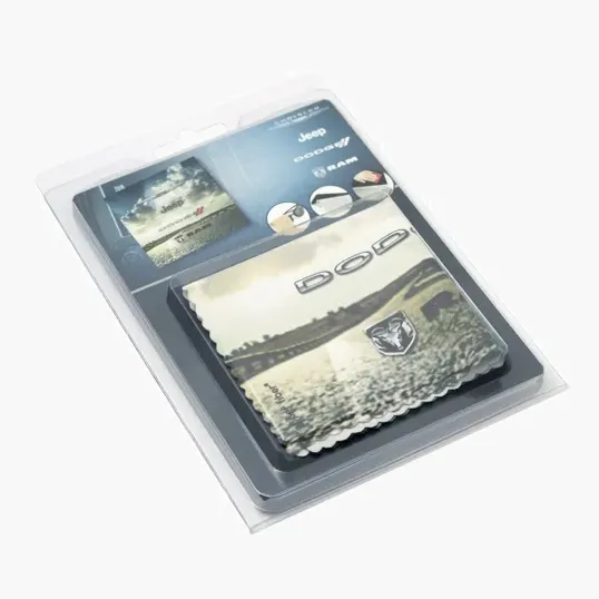Ultra Cloth Microfiber Cleaning Cloth in Clamshell Retail Pack — view 2