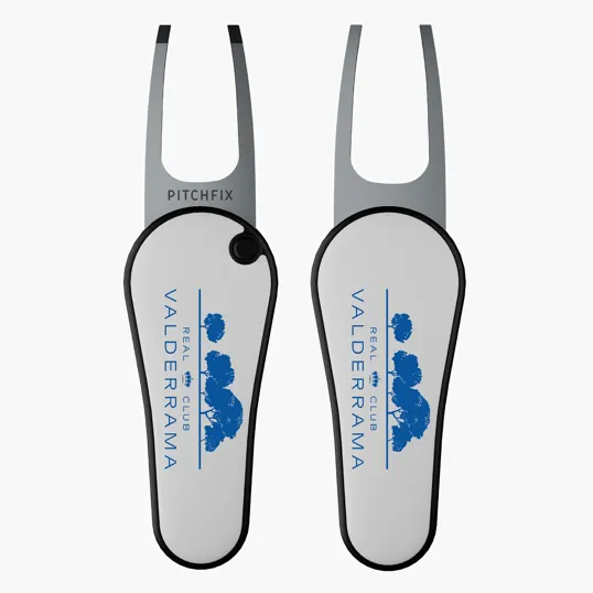Pitchfix: The Flash Switchblade Divot Repair Tool