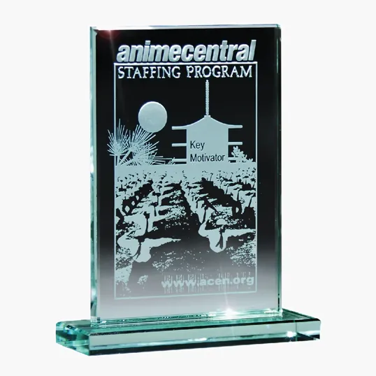 Medium Glass Award — view 2