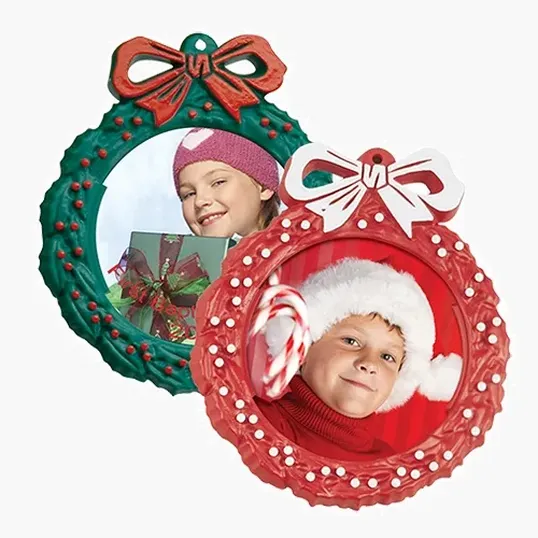 Snap-In Photo Wreath