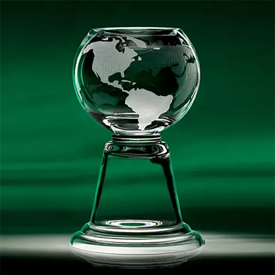 Grande Planet Crystal Award — view 2