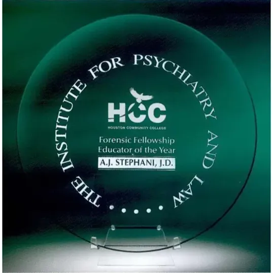 Quest Award Plate in Jade Crystal — view 2