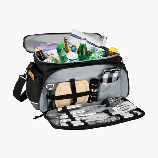 Penn Valley BBQ / Cooler Bag with 13-Piece Picnic Set — view 3