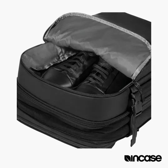 Incase A.R.C. Travel Pack — view 3