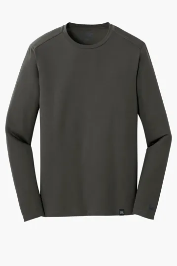 New Era Heritage Blend Long Sleeve Crew Tee — view 4