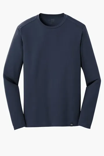 New Era Heritage Blend Long Sleeve Crew Tee — view 7