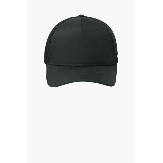 Nike Snapback Mesh Trucker Cap — view 4