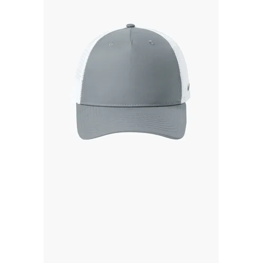 Nike Snapback Mesh Trucker Cap — view 7