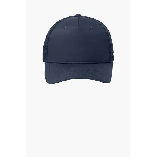 Nike Snapback Mesh Trucker Cap — view 9