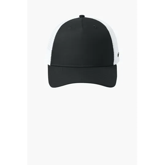 Nike Snapback Mesh Trucker Cap — view 6