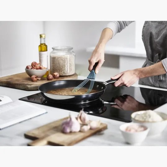 Joseph Joseph® Twist™ 2-in-1 Blue Whisk — view 5