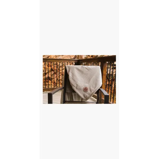 Pro Towels Opulence Throw, 50" x 60"